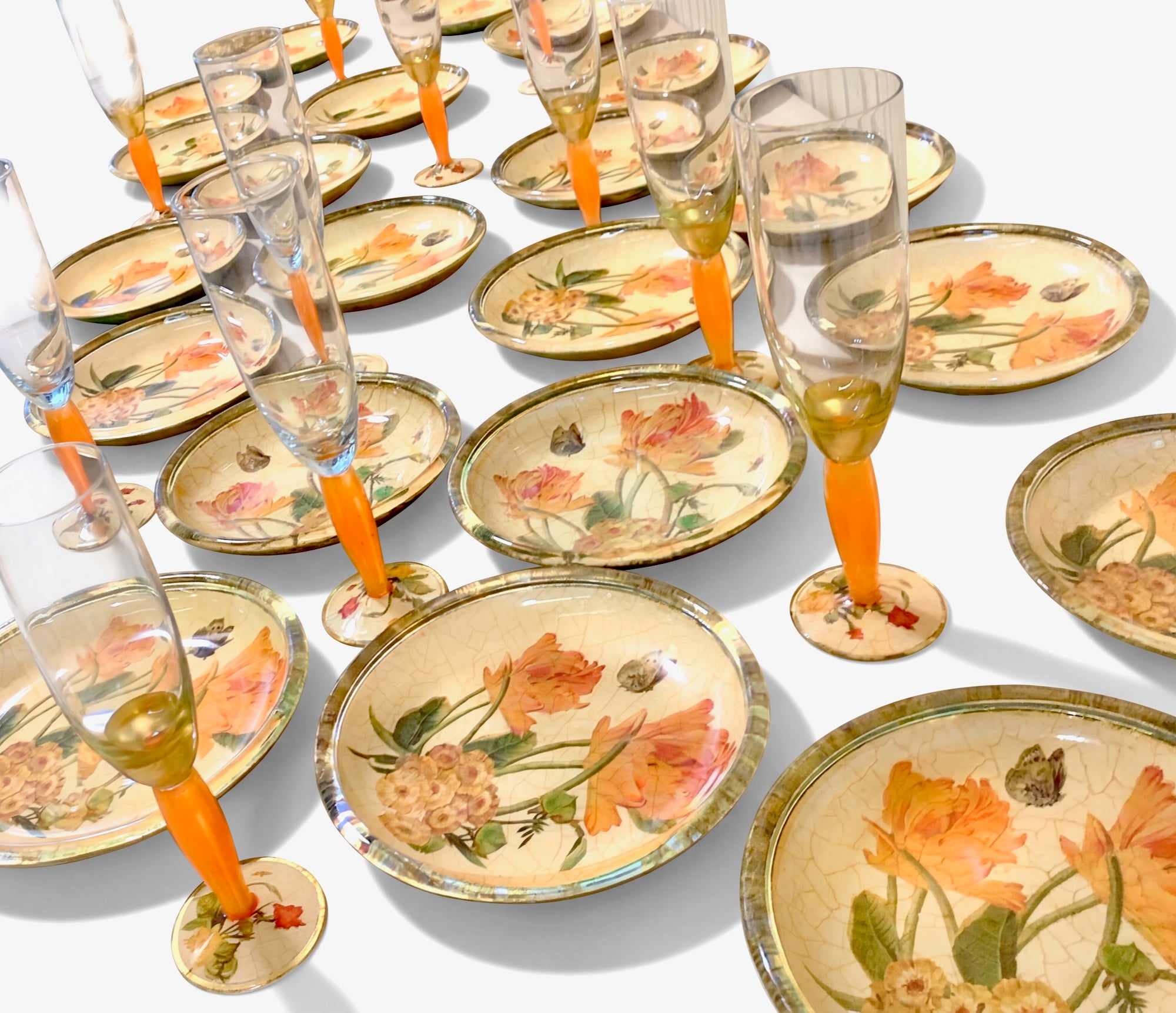 Apricot Peony 8" Colleen’s Tulip Rolled Gold Plate/Bowl