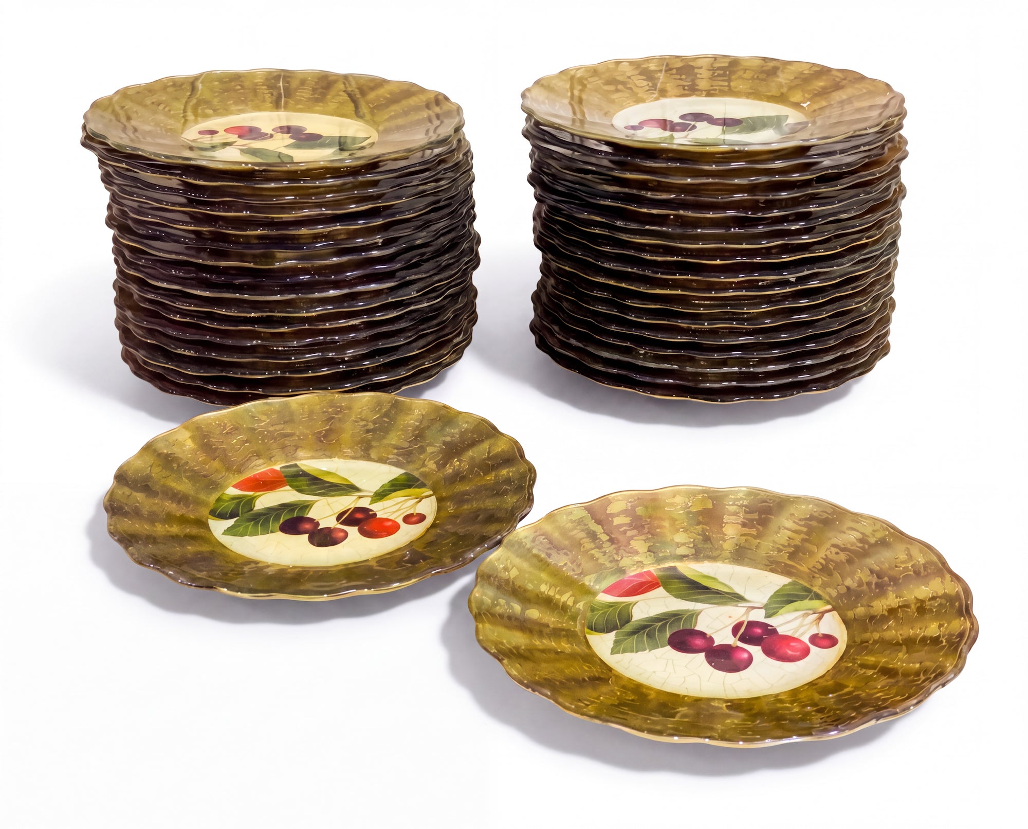 Fruit Orchard 9" Fluted Cherry Plate