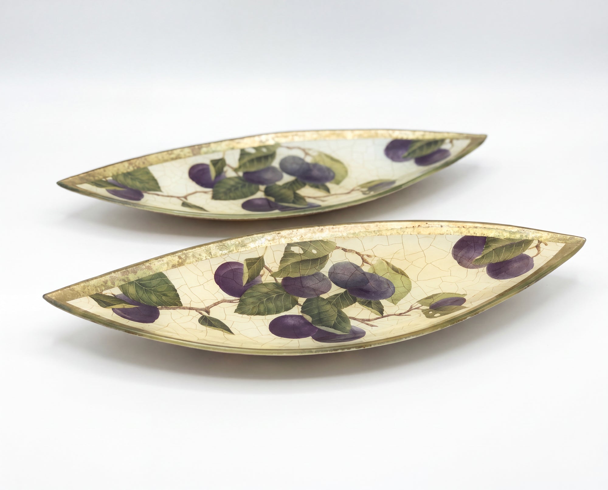 Fruit Orchard 19" Crescent Platter – Purple Plum
