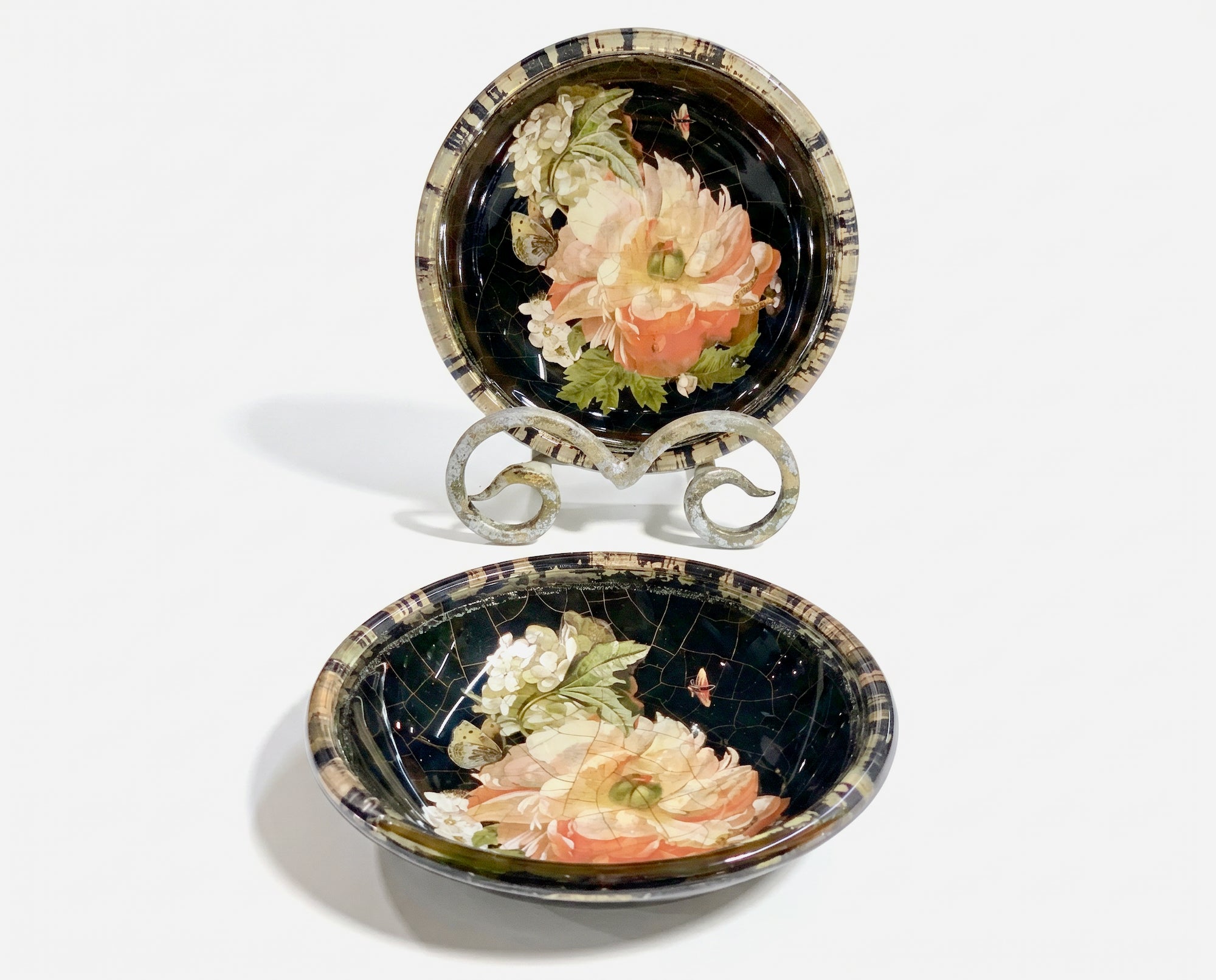 Lepidoptera 6" Berry Bowl
