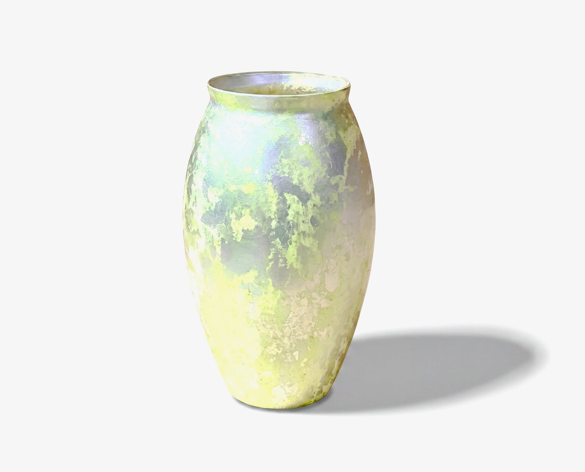 Orchidaceum Tri-Gold™ Green 8” Bouquet Vase — Prototype