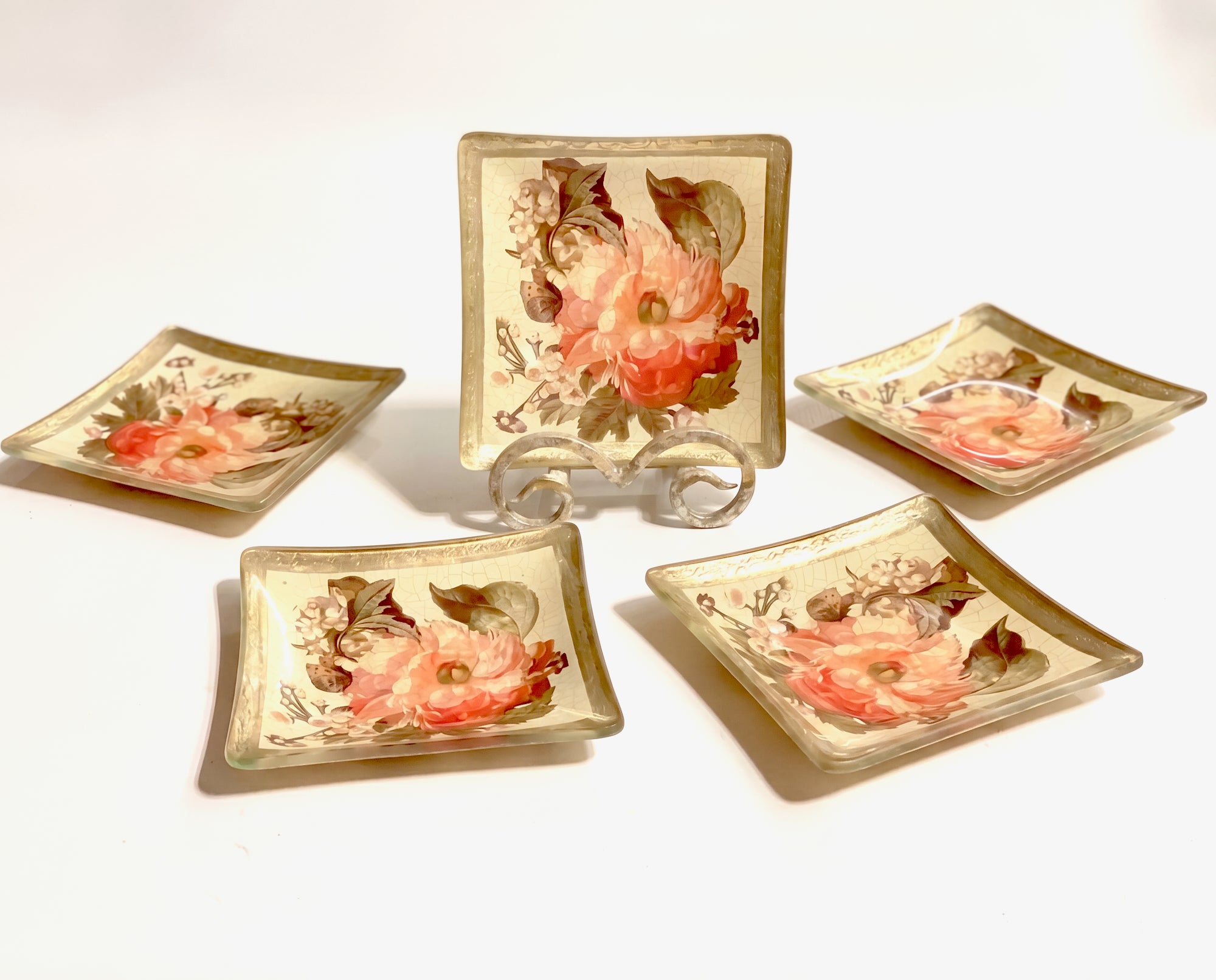 Red Lepidoptera 6" Hors d'Oeuvre Plate