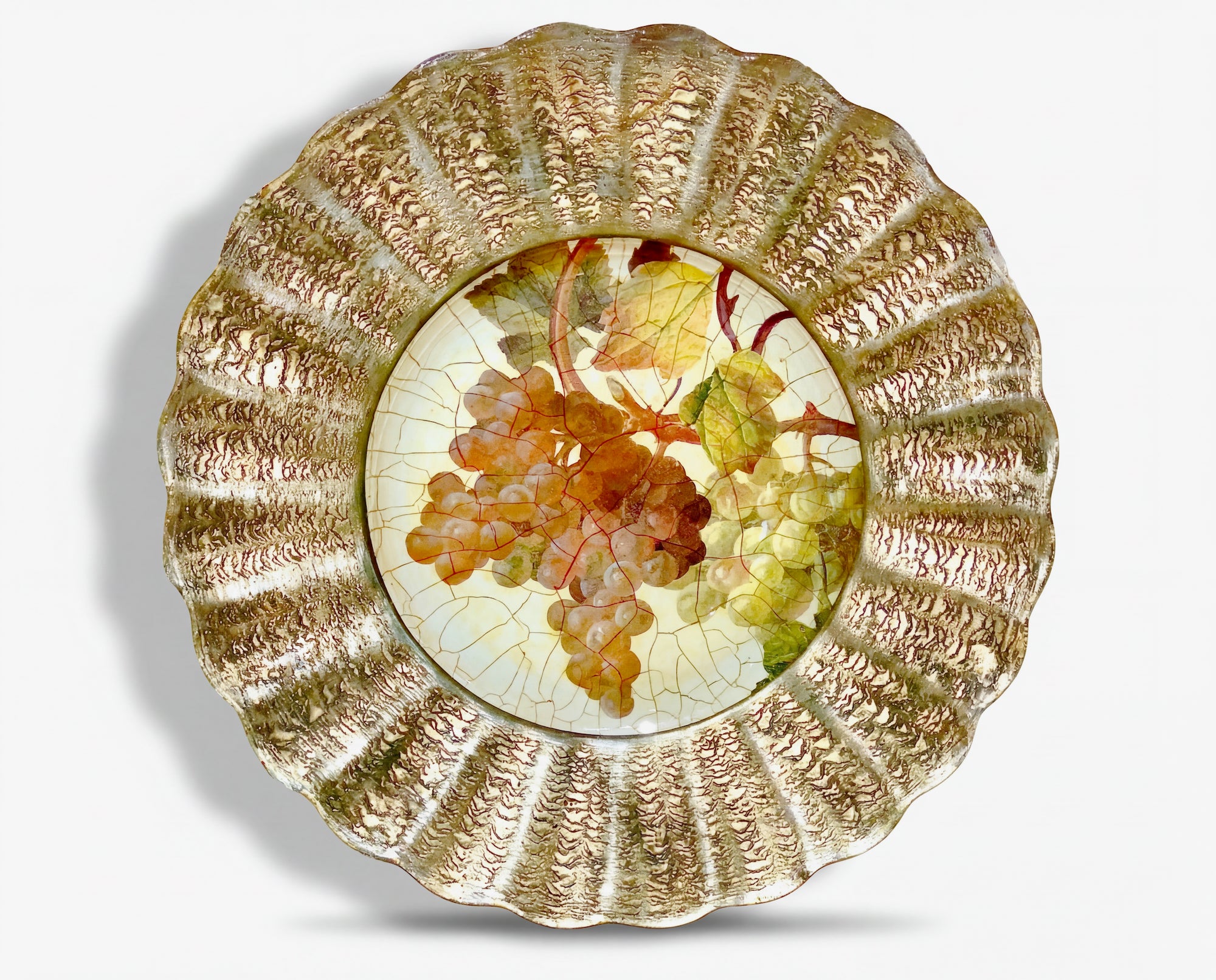 Vineyard 15" Fluted Charger — Champagne Grape