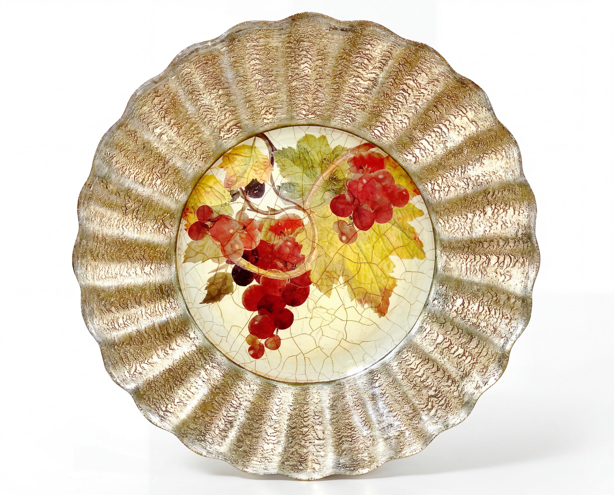 Vineyard 15" Fluted Charger — Red Grape