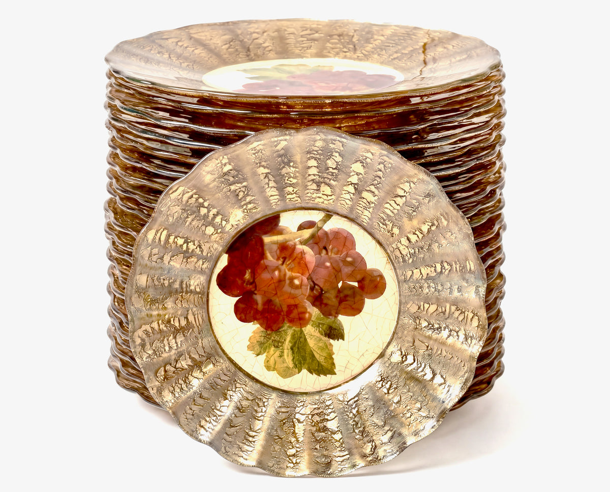 Vineyard 9" Fluted Plate — Red Grape